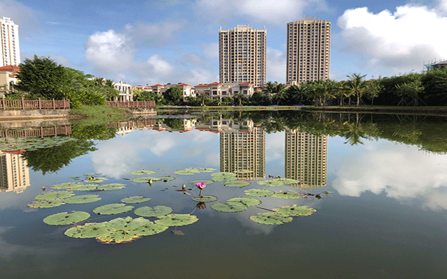 山湖海实景图.gif